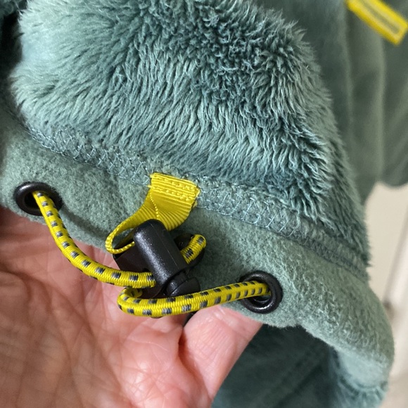 L.L.Bean Women’s Luxe Fleece Jacket size Med Petite Item #: CA505364 sage - Picture 7 of 8